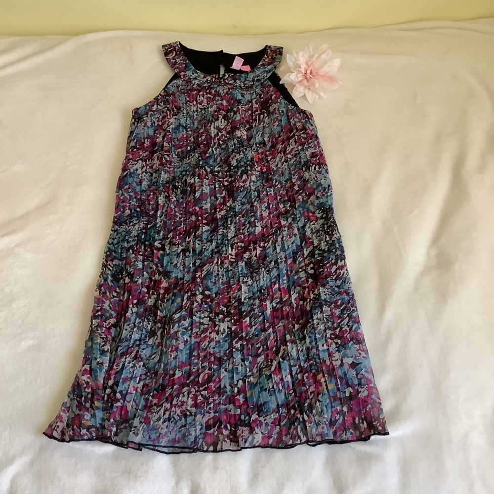 NWOT Pleated Dress Girls Size 12 - Picture 3 of 15